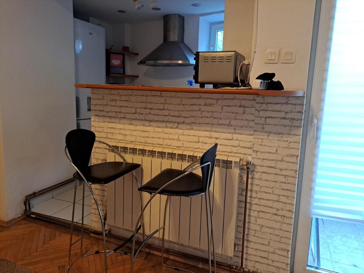 Downtown Apartment Piata Romana Bucharest Exterior photo