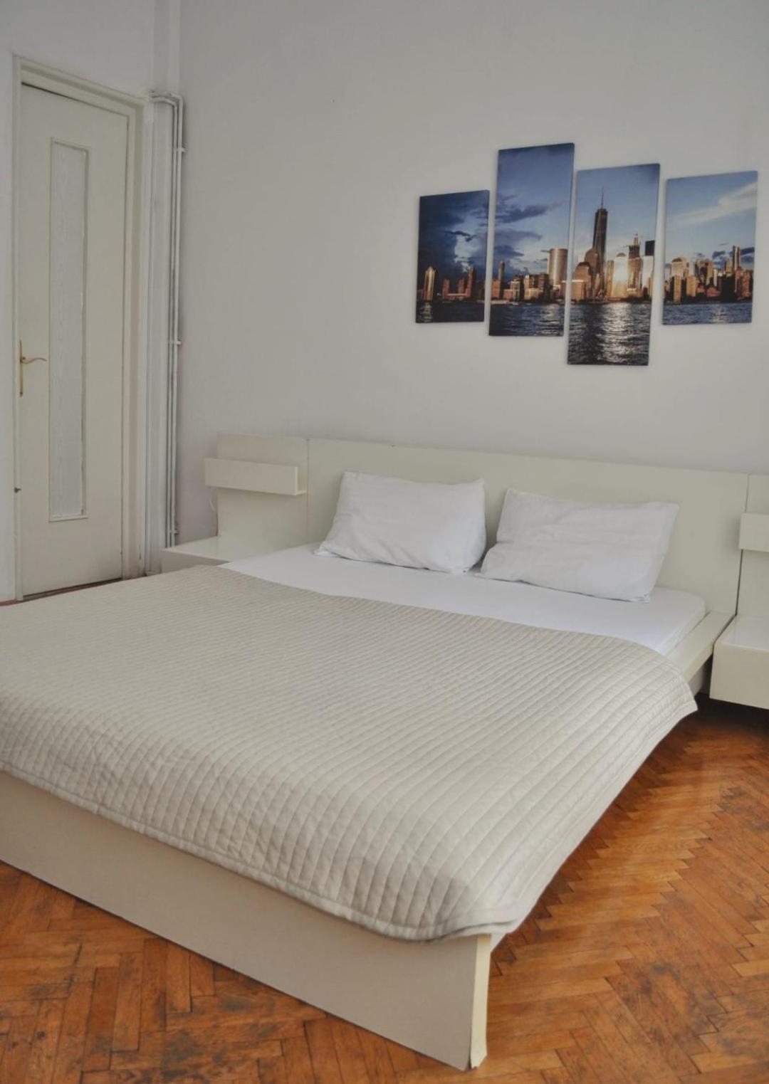 Downtown Apartment Piata Romana Bucharest Exterior photo